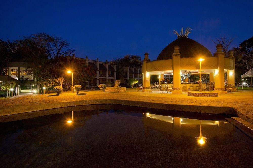 The Kingdom At Victoria Falls Exterior foto