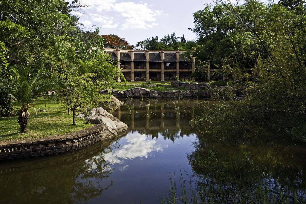 The Kingdom At Victoria Falls Exterior foto
